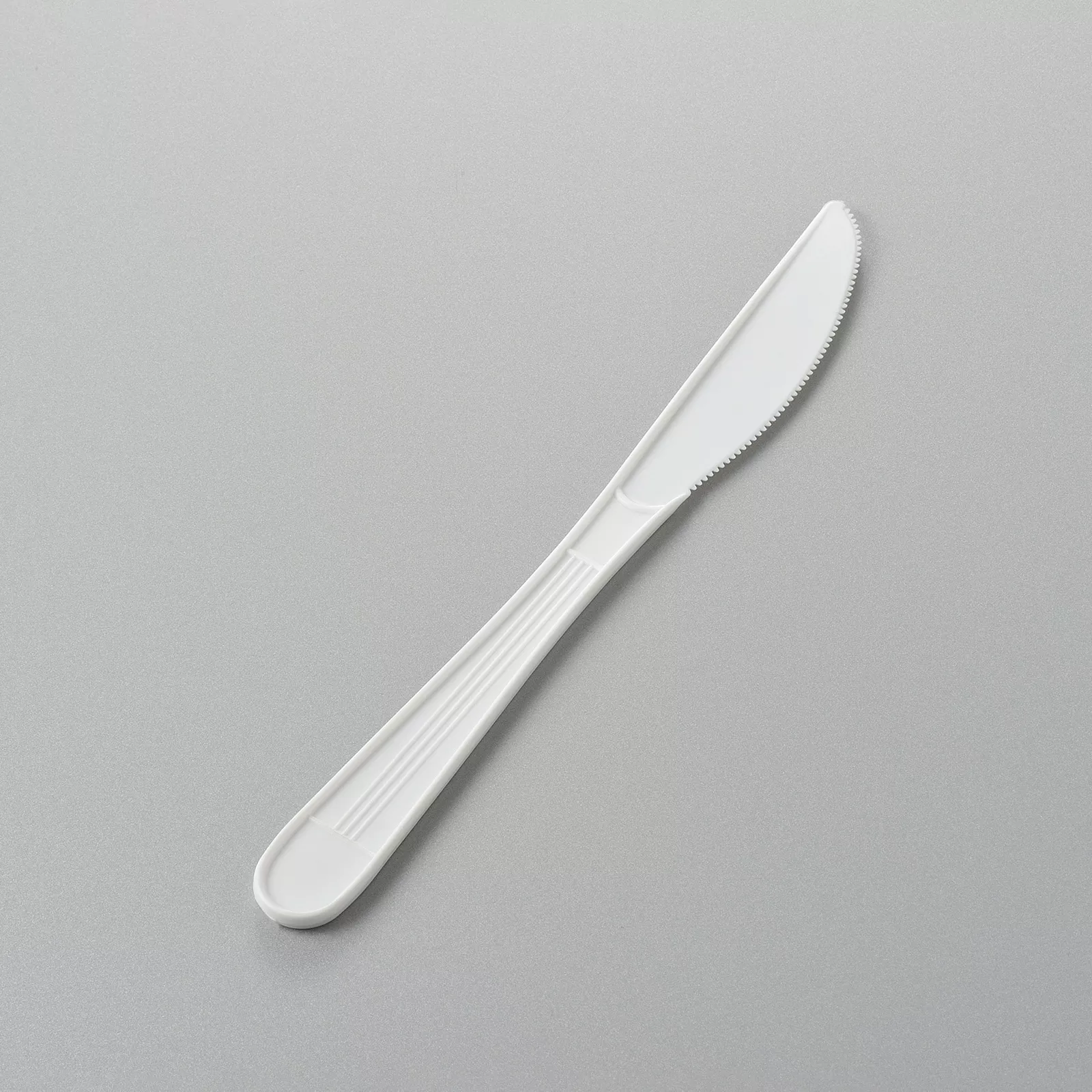 SY-PPC03 Heavy Weight Plastic Knife White